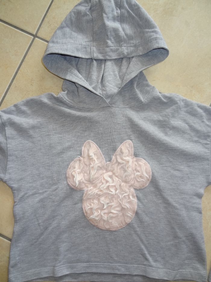 Pull Minnie Mouse T 11-12ans - photo numéro 2