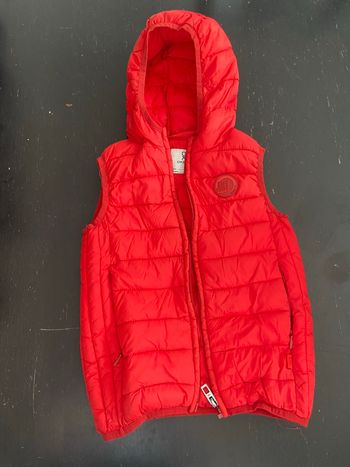 Doudoune okaidi sans manches à capuche