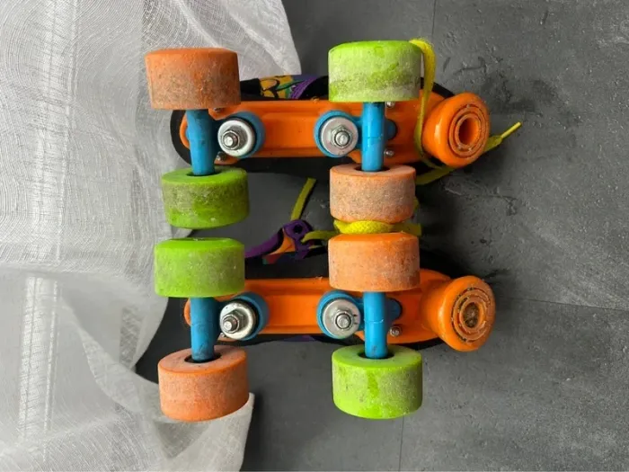 Patins à roulettes vintage colorés – semelle 21 cm - photo numéro 4