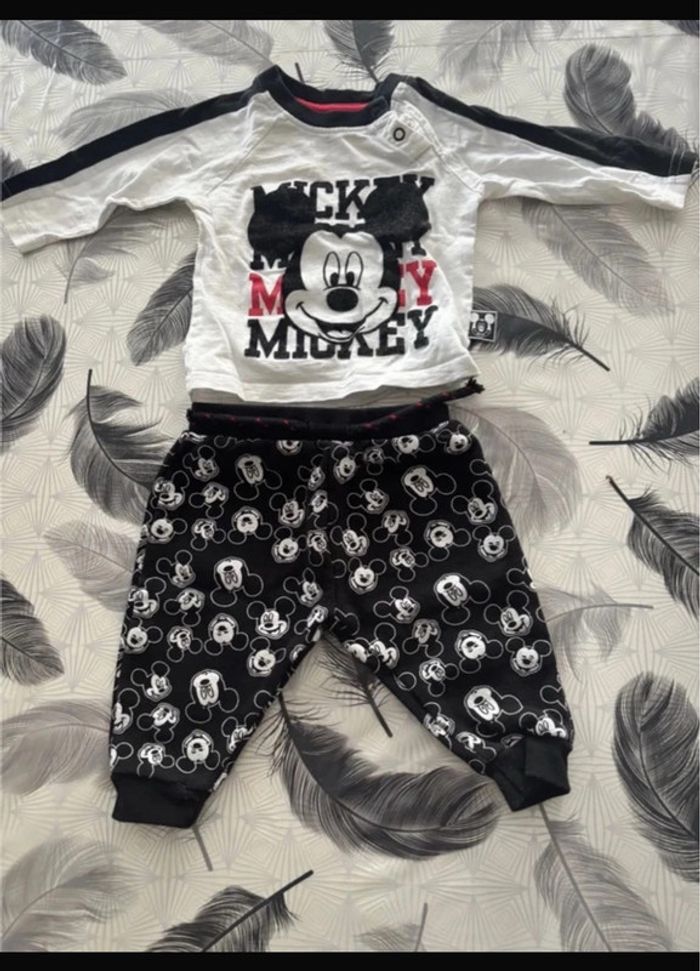 Ensemble Mickey Primark