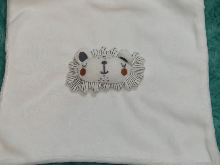 Doudou plat lion blanc écru Du pareil au même dpam 🦁Neuf - photo numéro 2