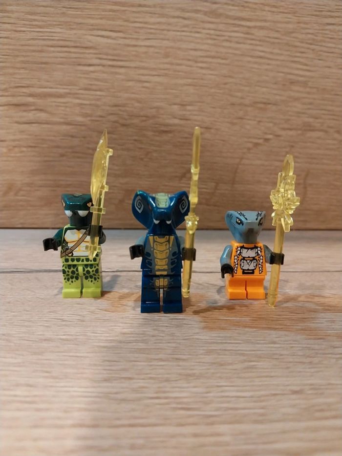 Figurines type lego 3 serpents Ninjago