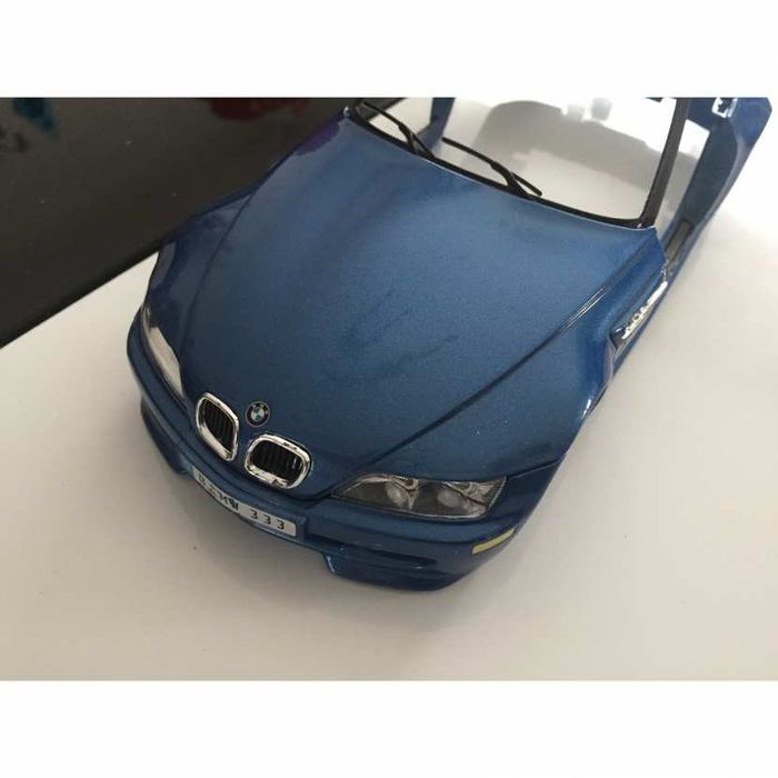 carcasse coque feux av pièce détaché bmw z3 m roadster 1/18 1/18e 1/18eme burago - photo numéro 3