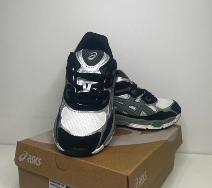 Asics kaki - photo numéro 7