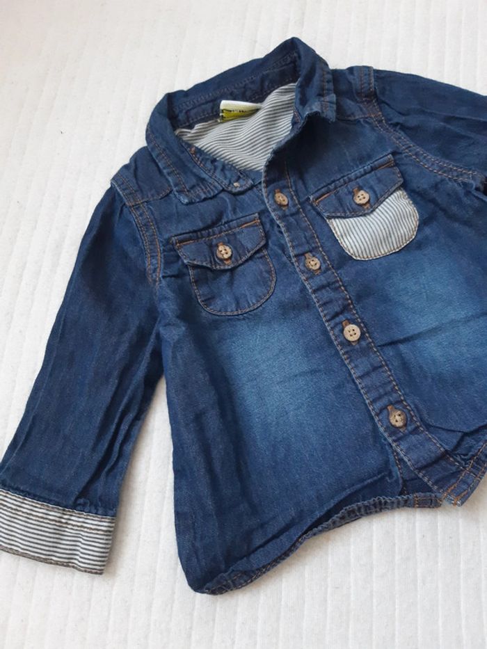 Tenue chemise en jean et pantalon noir 9 mois - photo numéro 3