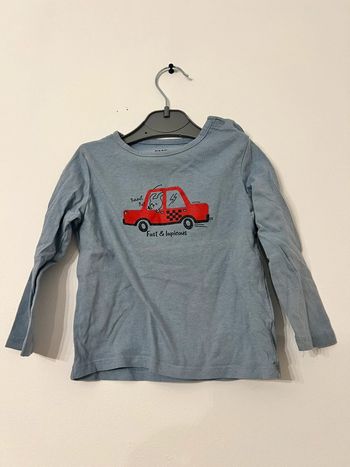 Tee shirt bleu voiture