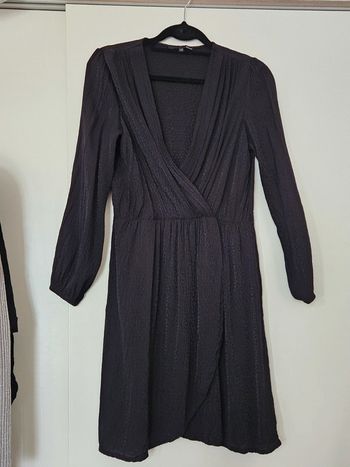 Robe noire portefeuille satinée léopard Etam