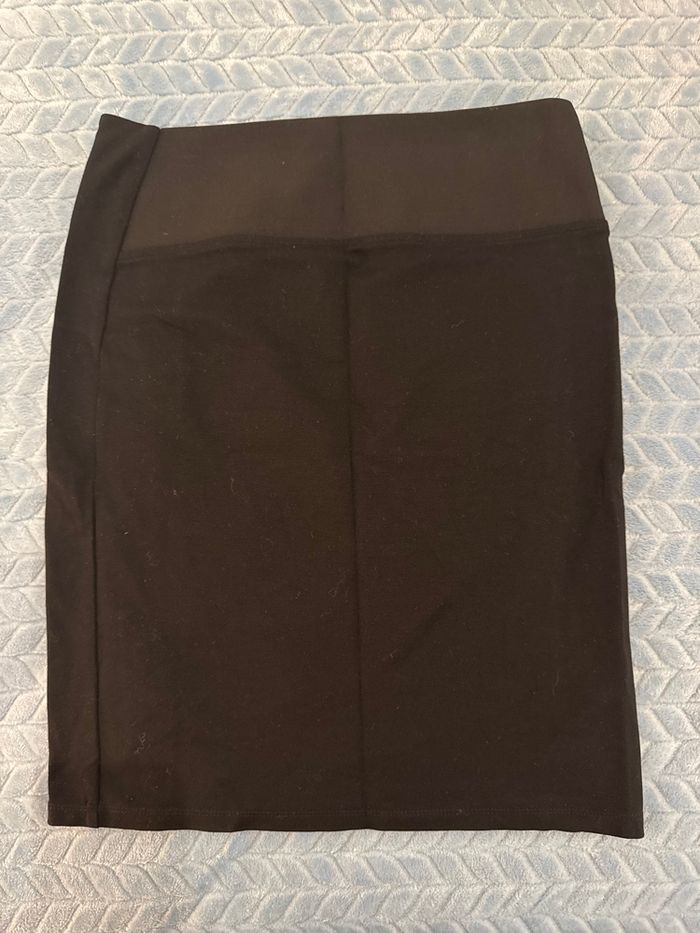 Jupe droite noire - photo numéro 3