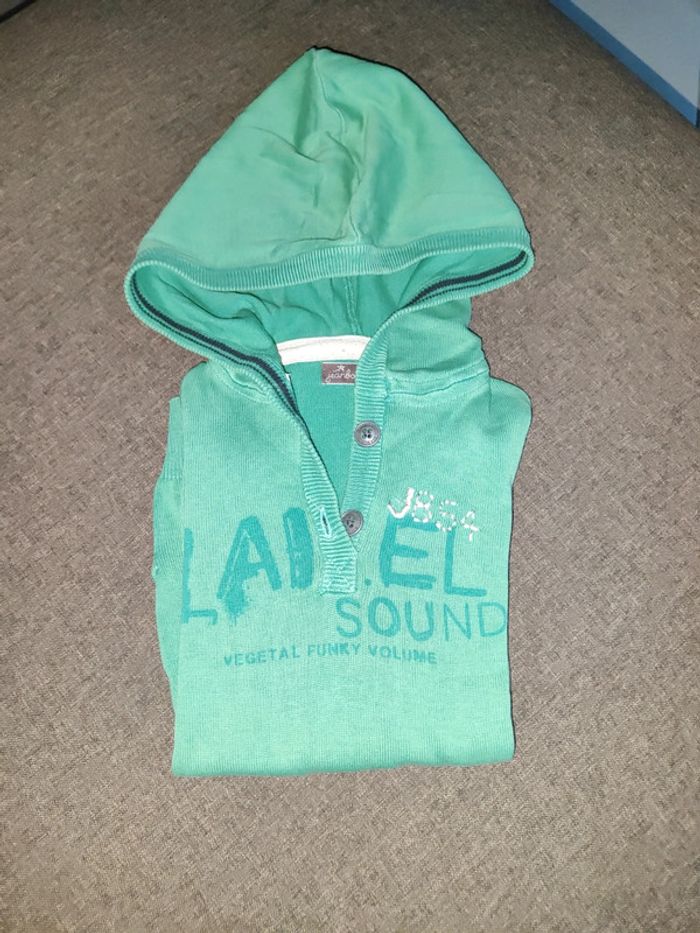 Pull léger à capuche Jean Bourget