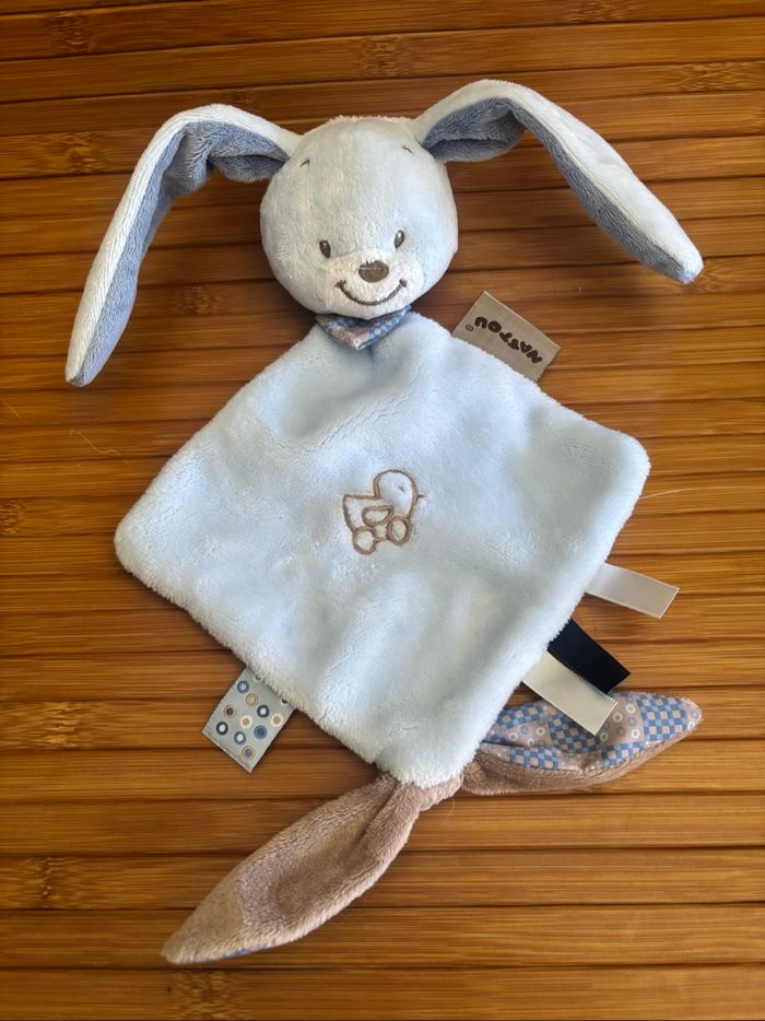 Neuf doudou plat lapin Alex bibou bleu marron nattou - photo numéro 2