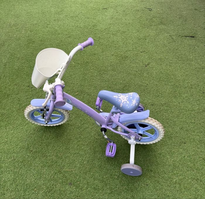 Vélo Reines des Neiges 12 pouces - photo numéro 3