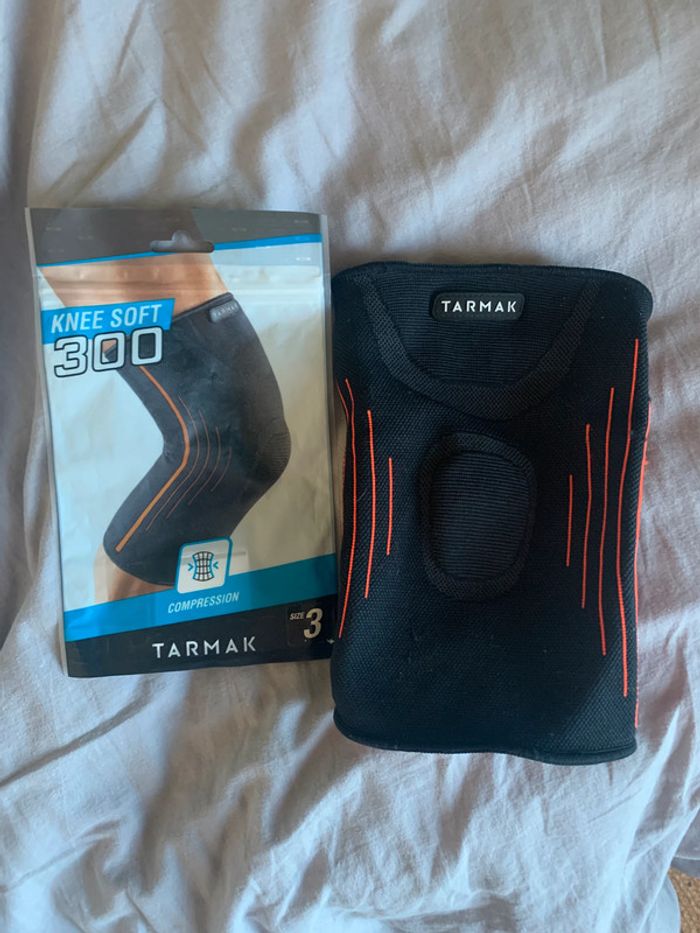 Genouillère de maintien compressif Tarmak T.3 parfait état