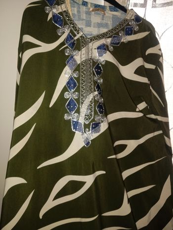 Vend lot de .robe de maison