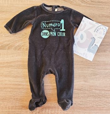 Pyjama taille 1 mois