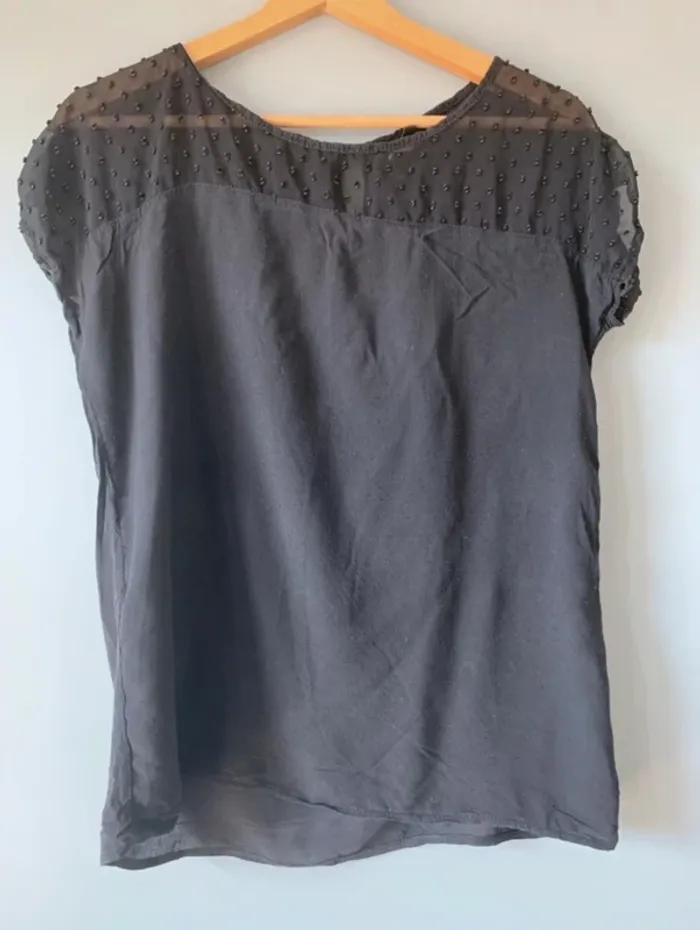 Top, t-shirt manches courtes noir