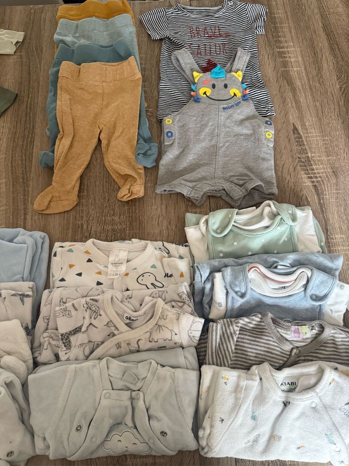 Lot 1 mois garçon - photo numéro 2