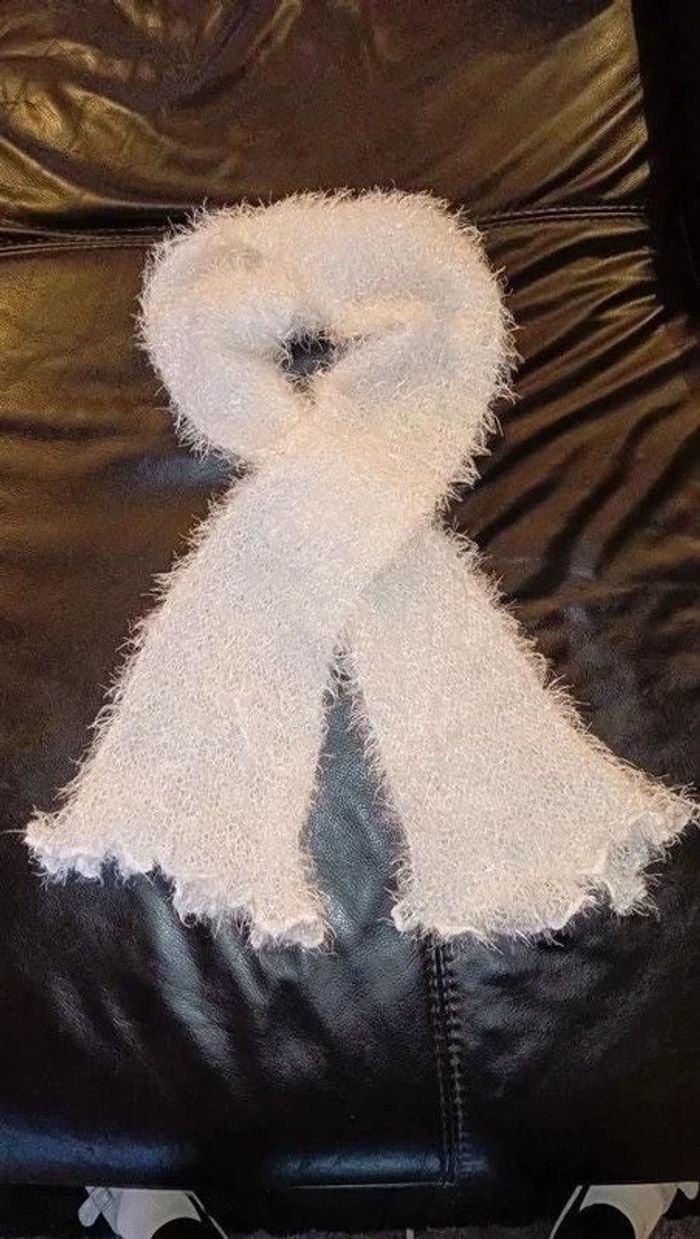 écharpe blanche