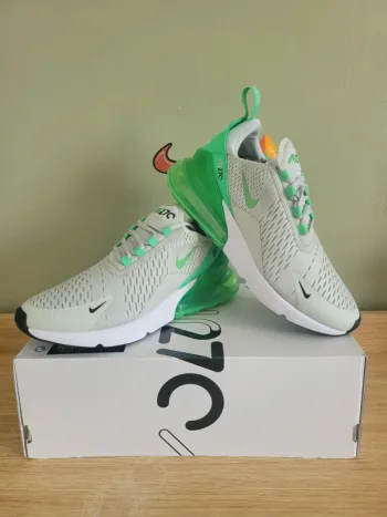Nike Air Max 270 T38,5 100% Authentique