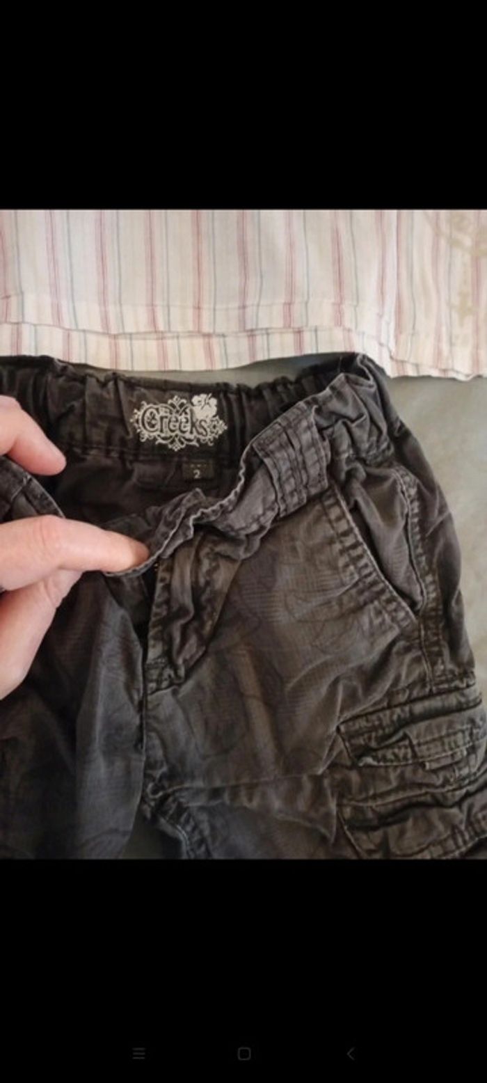 Ensemble short et t-shirt manches longues taille 2 ans en très bon état - photo numéro 2