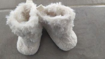 Chaussons blancs 0-3 mois