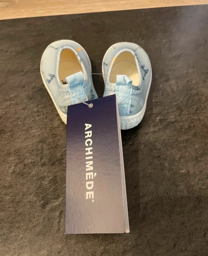 Chaussures de bain, pointure 18, neuve - photo numéro 2