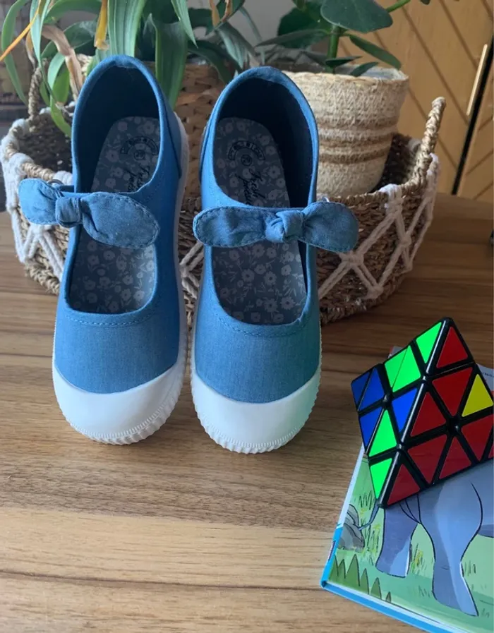 Chaussures à scratch 🌼 - photo numéro 2