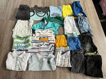 Lot de 22 vêtements garçon 9 mois 