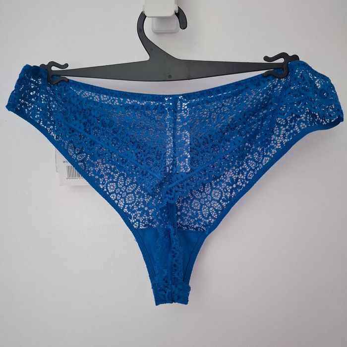String dentelle bleu taille L - photo numéro 5
