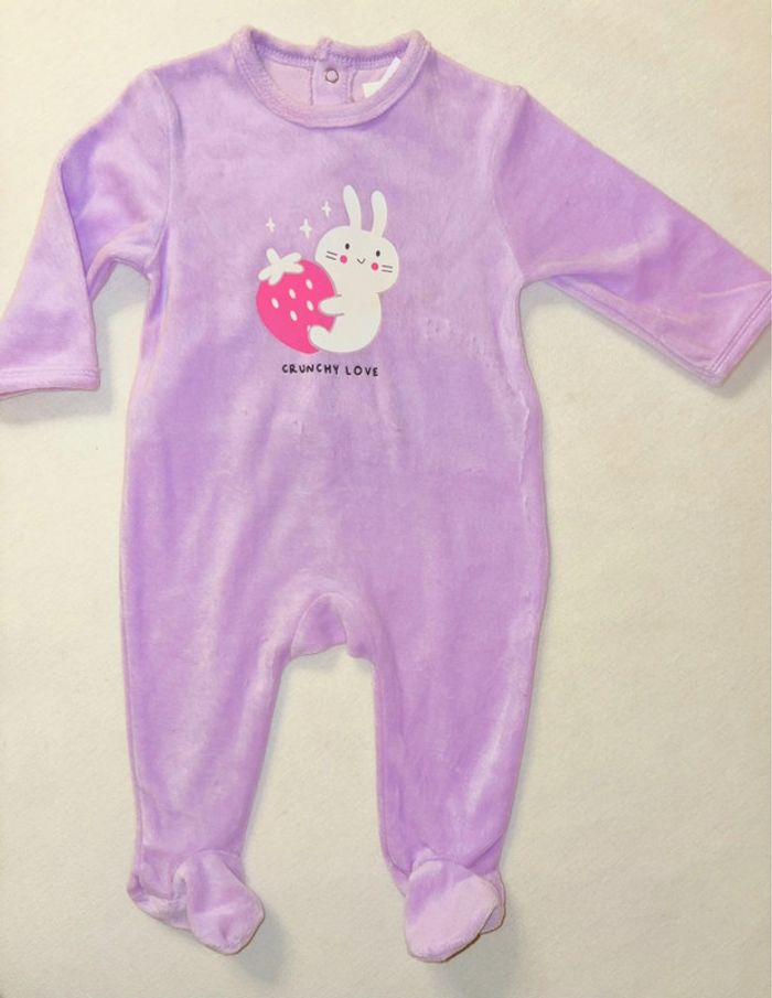 Pyjama neuf 6 mois - photo numéro 2
