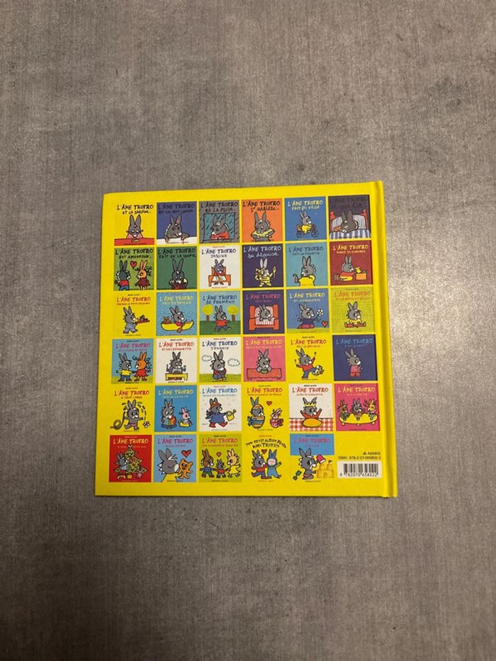 L’âne Trotro se déguise - photo numéro 3