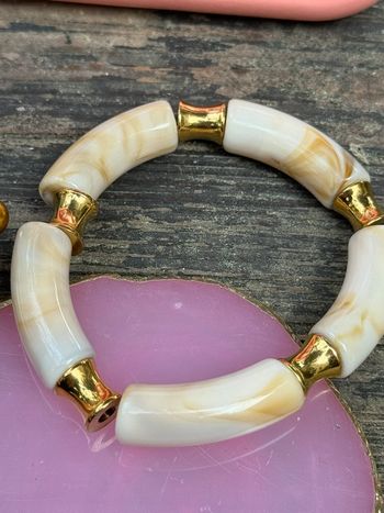 Jonc réglable élastique résine écrue et or