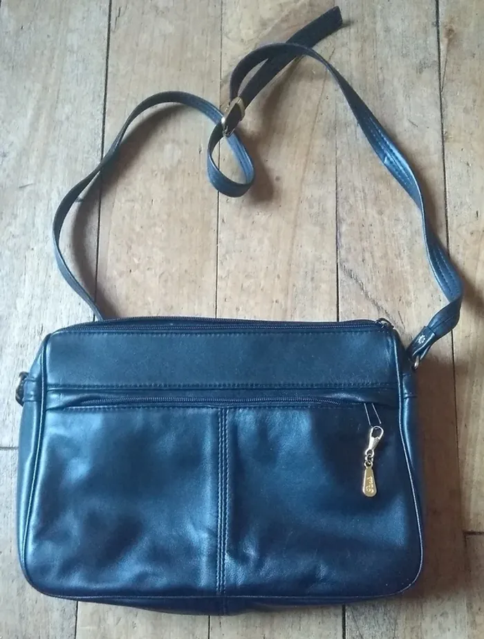 Petit sac noir à bandoulière - photo numéro 2