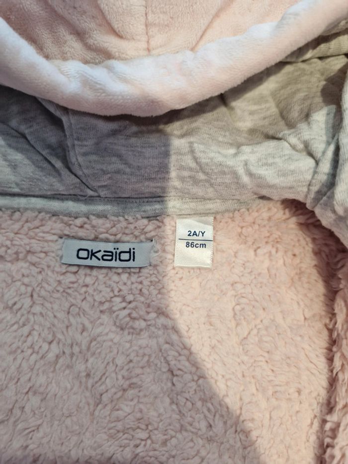 Superbe robe de chambre Okaïbi fille 2 ans rose chaude - photo numéro 4