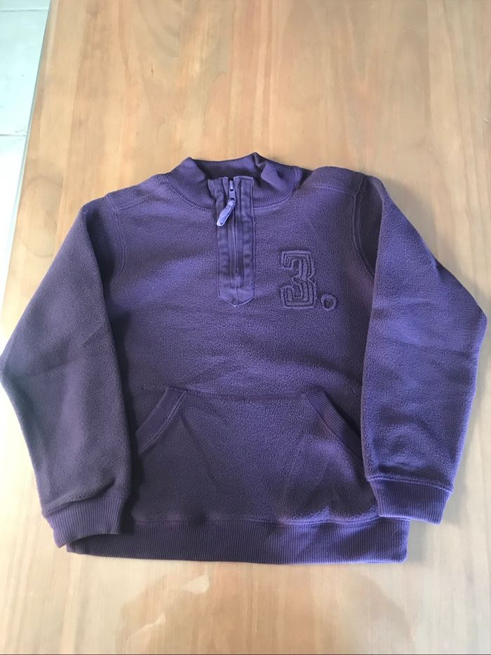 Polaire mauve 3.14  8 ans