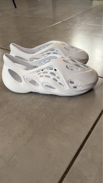 Yeezy foam runner blanche 