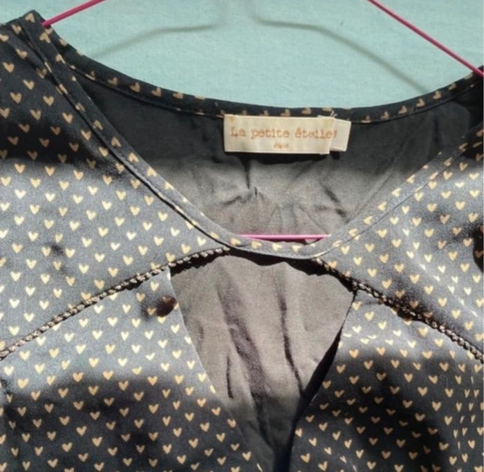 Robe longue noire cintrée petit cœurs doré taille S la petite étoile - photo numéro 3