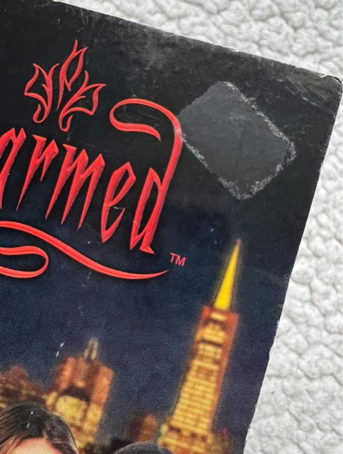 Roman de Charmed - Le baiser des ténèbres de Brandon Alexander - photo numéro 2