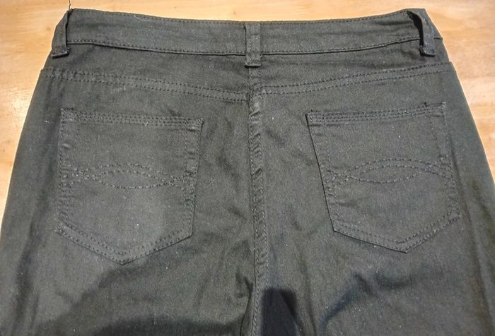 Pantalon noir - photo numéro 3