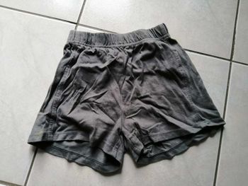 short 2 ans gris decathelon