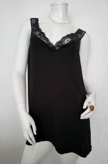 Débardeur noir avec dentelle taille unique (du 44 au 52) New Collection neuf avec étiquette