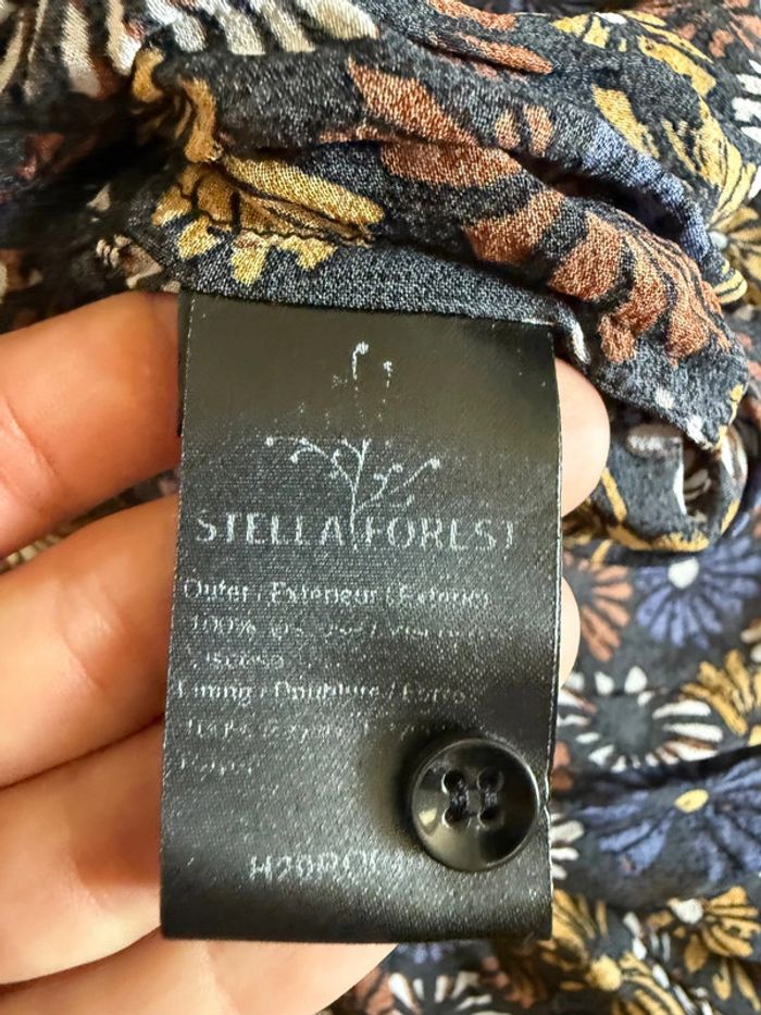 Robe à fleur en très bon état taille 36 stella forest - photo numéro 8