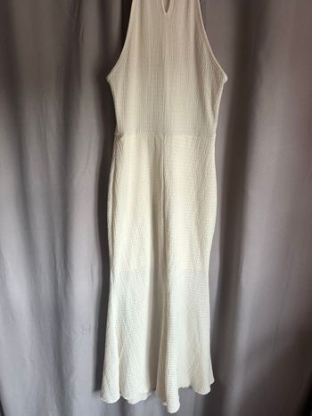 Robe beige classe moulante 