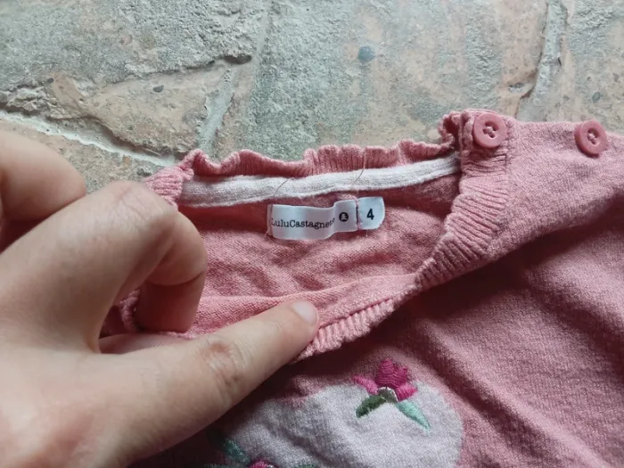 🌹2 pulls lulu castagnettes 4 ans 🌹 - photo numéro 4