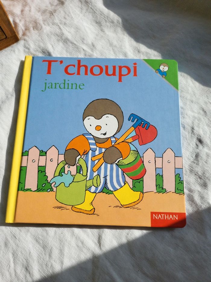 T’choupi jardine 4