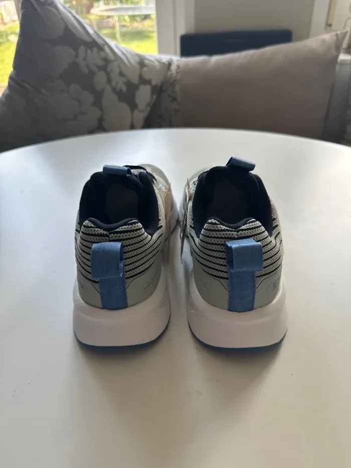 Baskets Hummel Taille 42 – Gris / Bleu – Running Légères - photo numéro 5