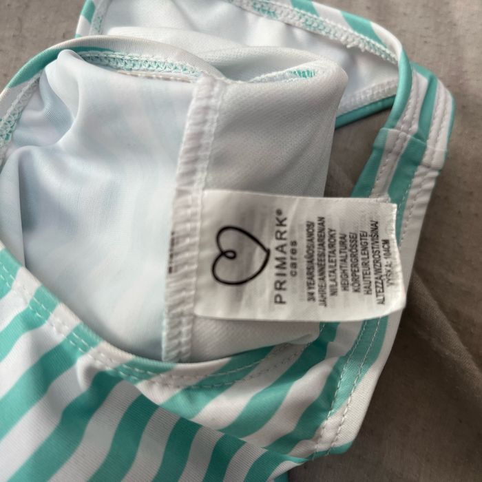 Maillot de bain 3/4 ans - photo numéro 3