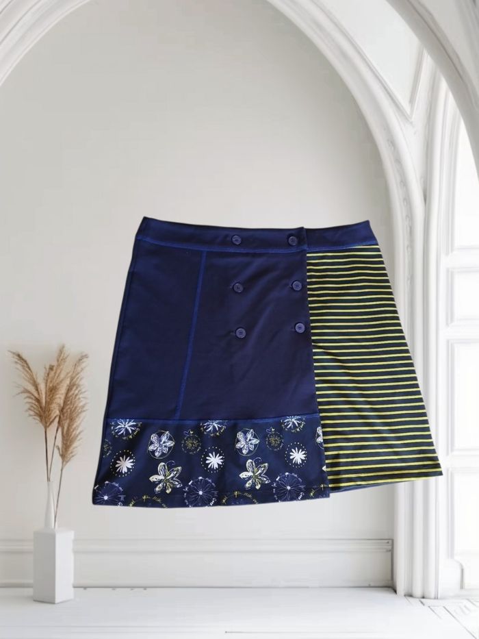 Jupe blanche porte taille 50