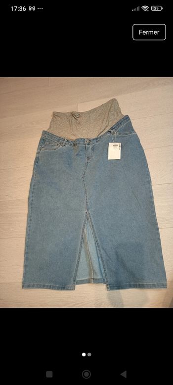 Jupe en jean de grossesse