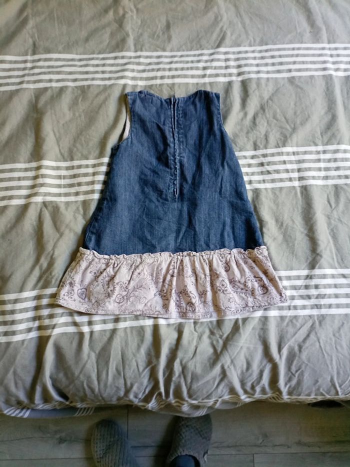 Robe en jeans taille 2 ans - photo numéro 2