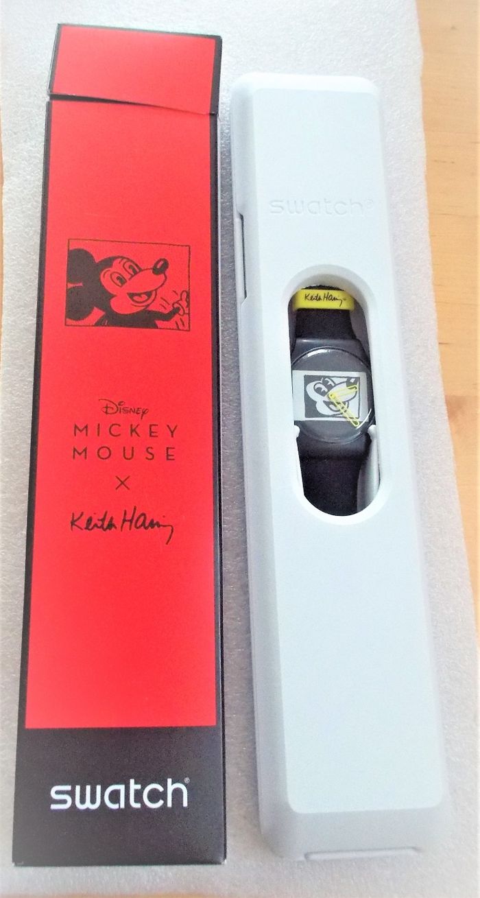 Montre SWATCH "Mickey Noir sur Blanc" - photo numéro 3